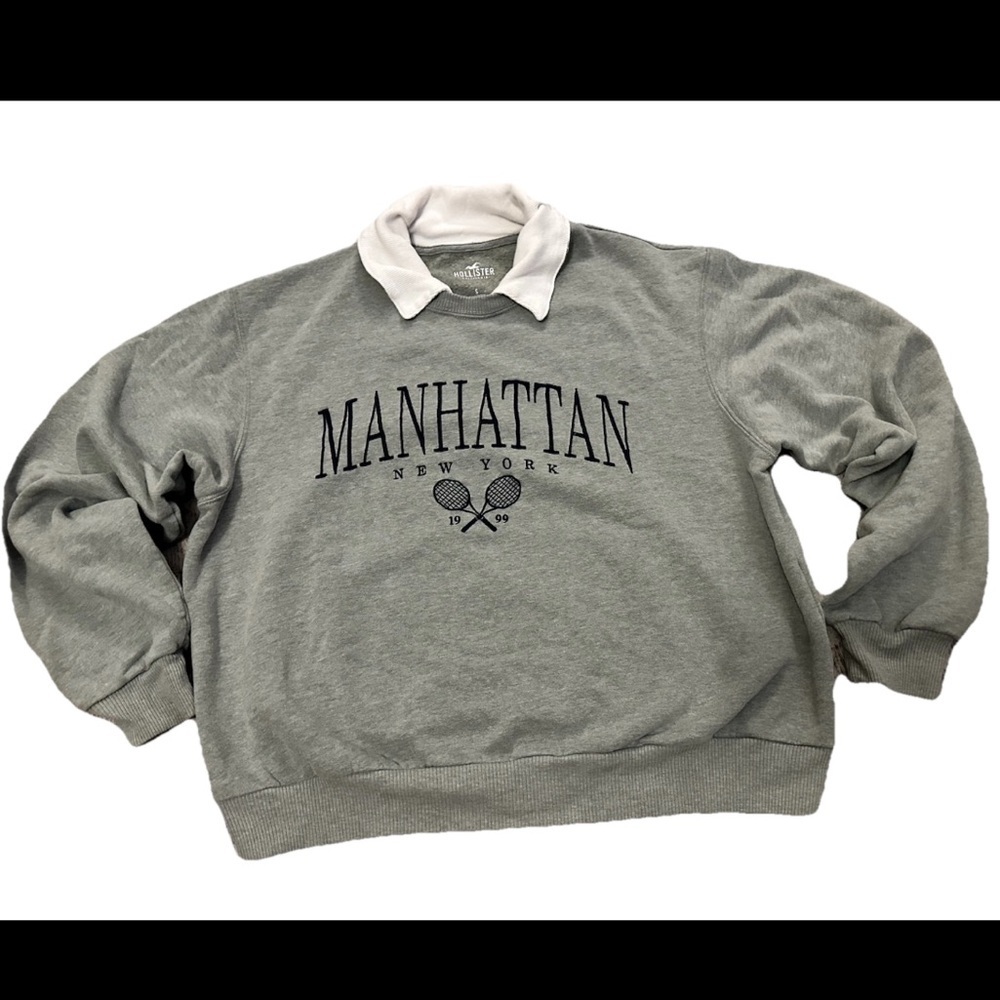 Hollister Light Gray Crewneck Sweater with Manhattan Graphic - Picture 1 of 2